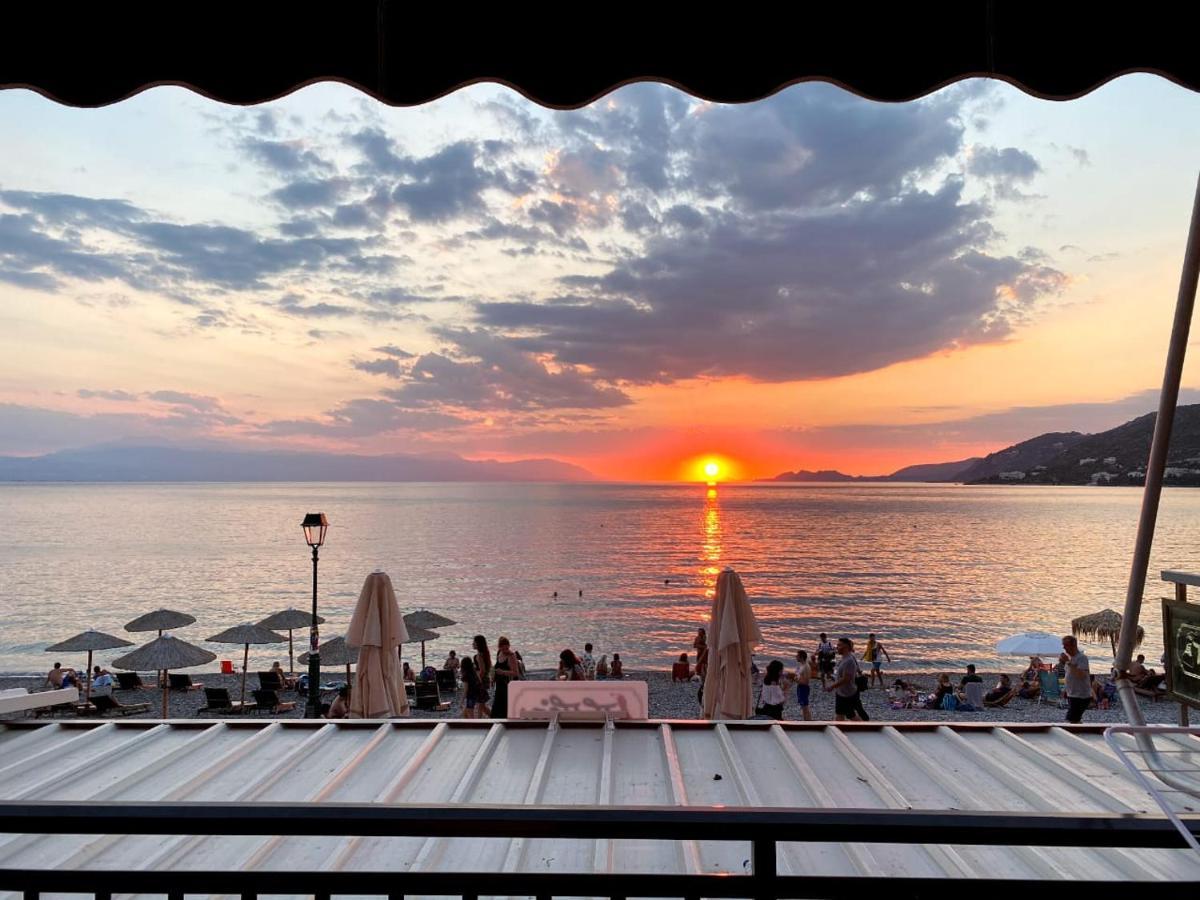 Grace Seaside Apartment Loutraki  Luaran gambar
